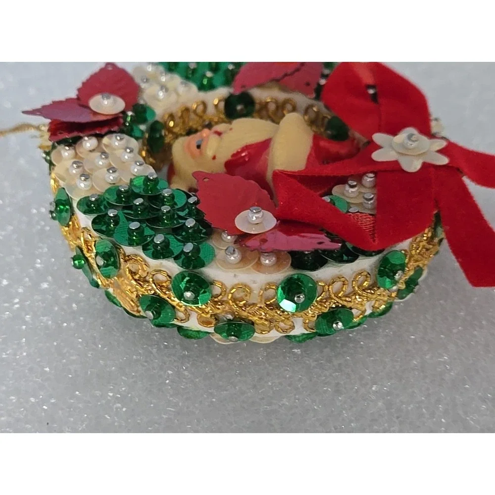 Beautiful Vintage Push Pin Bead Sequin With Santa Christmas Tree Wreath Ornament